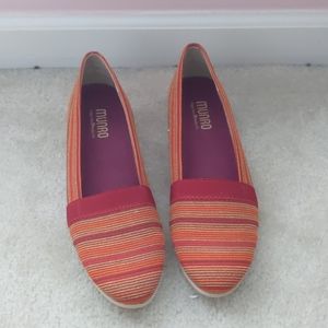NWT Munroe NARROW Flats